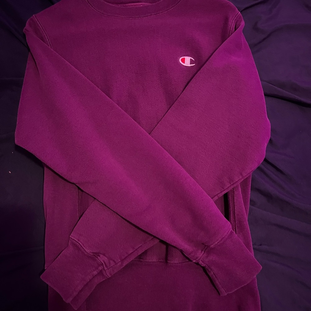 Champion Purple Crewneck Sweater Vibrant Style